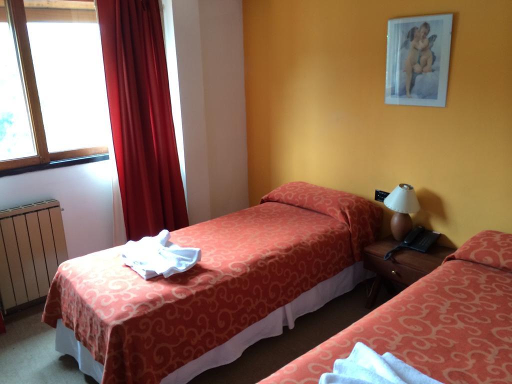 Kuntur Otel Capilla del Monte Oda fotoğraf